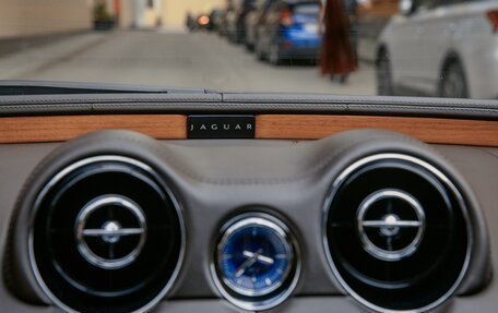 Jaguar XJ IV (X351), 2010 год, 2 400 000 рублей, 28 фотография