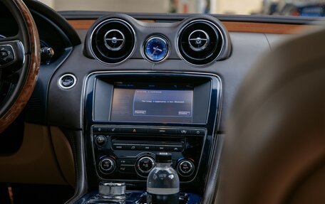Jaguar XJ IV (X351), 2010 год, 2 400 000 рублей, 24 фотография