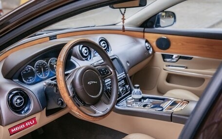 Jaguar XJ IV (X351), 2010 год, 2 400 000 рублей, 39 фотография