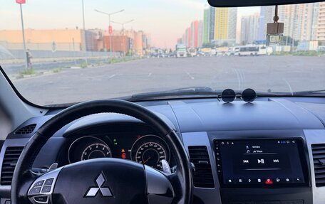 Mitsubishi Outlander III рестайлинг 3, 2012 год, 980 000 рублей, 8 фотография