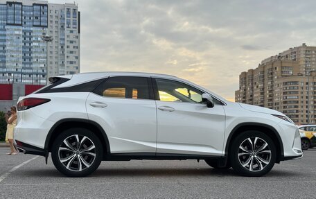 Lexus RX IV рестайлинг, 2021 год, 5 200 000 рублей, 7 фотография
