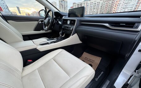 Lexus RX IV рестайлинг, 2021 год, 5 200 000 рублей, 23 фотография