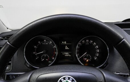 Skoda Yeti I рестайлинг, 2012 год, 649 000 рублей, 18 фотография