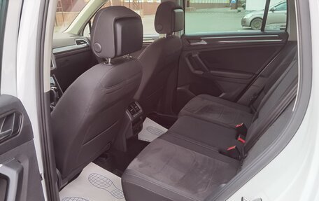 Volkswagen Tiguan II, 2023 год, 3 250 000 рублей, 20 фотография
