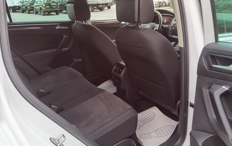 Volkswagen Tiguan II, 2023 год, 3 250 000 рублей, 25 фотография