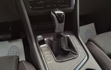 Volkswagen Tiguan II, 2023 год, 3 250 000 рублей, 33 фотография
