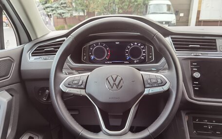 Volkswagen Tiguan II, 2023 год, 3 250 000 рублей, 38 фотография