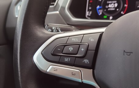 Volkswagen Tiguan II, 2023 год, 3 250 000 рублей, 39 фотография