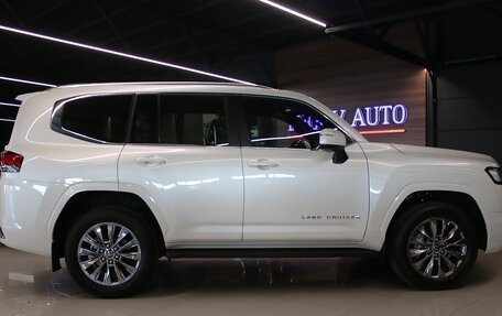 Toyota Land Cruiser, 2026 год, 13 999 000 рублей, 4 фотография
