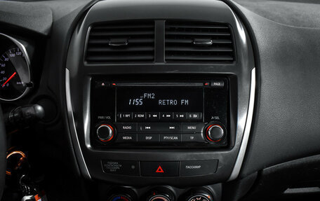 Mitsubishi ASX I рестайлинг, 2013 год, 890 000 рублей, 17 фотография