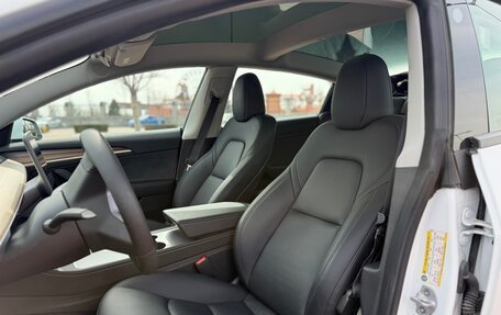 Tesla Model 3 I, 2023 год, 1 800 000 рублей, 5 фотография