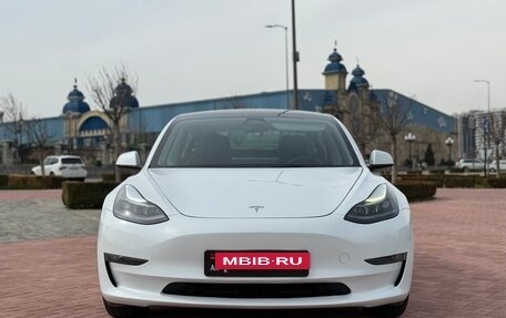 Tesla Model 3 I, 2023 год, 1 800 000 рублей, 3 фотография