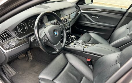 BMW 5 серия, 2010 год, 2 100 000 рублей, 10 фотография