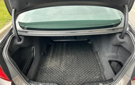 BMW 5 серия, 2010 год, 2 100 000 рублей, 28 фотография