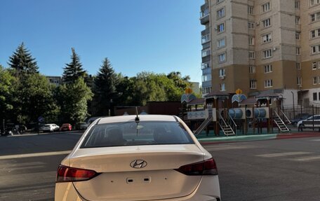 Hyundai Solaris II рестайлинг, 2021 год, 900 000 рублей, 6 фотография
