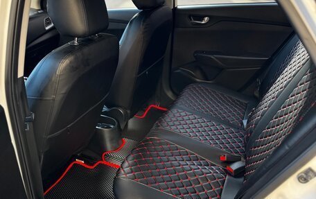 Hyundai Solaris II рестайлинг, 2021 год, 900 000 рублей, 16 фотография