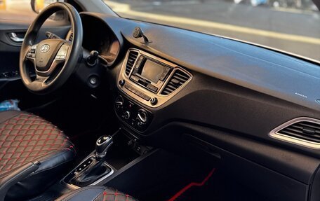 Hyundai Solaris II рестайлинг, 2021 год, 900 000 рублей, 20 фотография