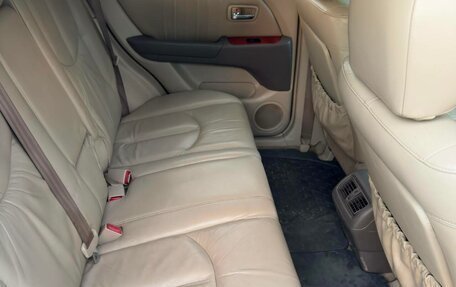 Lexus RX IV рестайлинг, 2001 год, 750 000 рублей, 13 фотография