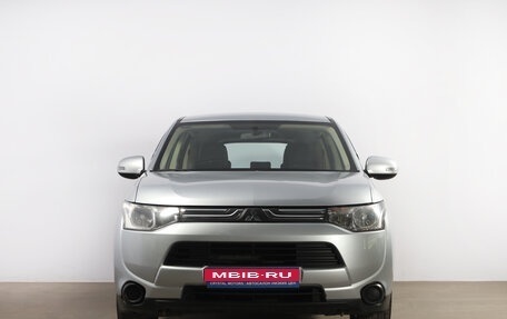 Mitsubishi Outlander III рестайлинг 3, 2013 год, 1 499 000 рублей, 2 фотография