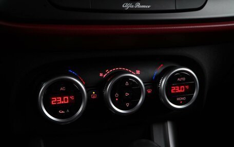 Alfa Romeo Giulietta, 2014 год, 2 553 055 рублей, 14 фотография