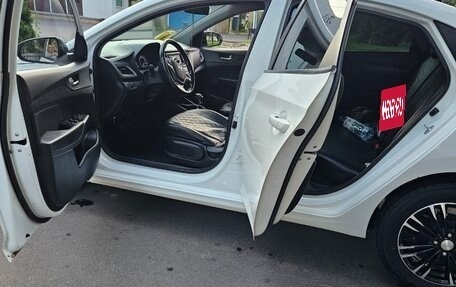 Hyundai Solaris II рестайлинг, 2019 год, 920 000 рублей, 8 фотография
