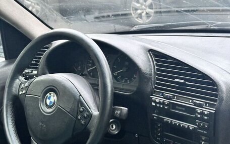 BMW 3 серия, 1992 год, 259 000 рублей, 5 фотография