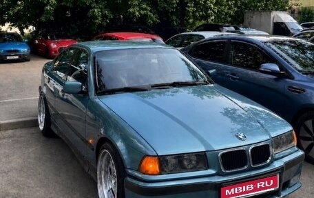 BMW 3 серия, 1992 год, 259 000 рублей, 1 фотография