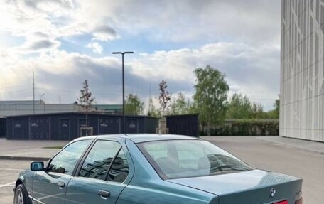 BMW 3 серия, 1992 год, 259 000 рублей, 14 фотография