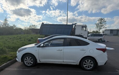 Hyundai Solaris II рестайлинг, 2017 год, 480 000 рублей, 2 фотография