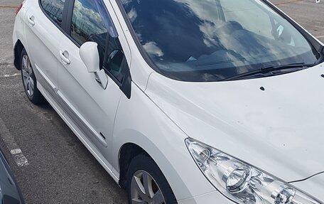 Peugeot 308 II, 2011 год, 300 000 рублей, 2 фотография