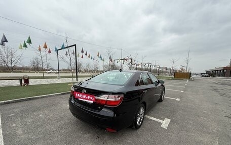 Toyota Camry, 2018 год, 2 000 000 рублей, 5 фотография