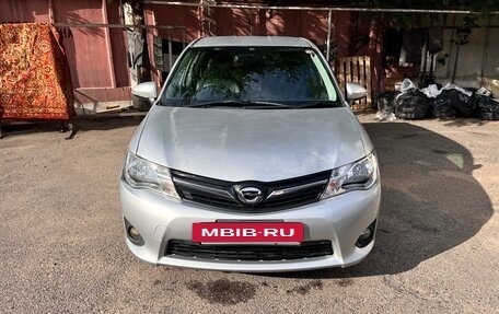 Toyota Corolla, 2015 год, 1 350 000 рублей, 2 фотография