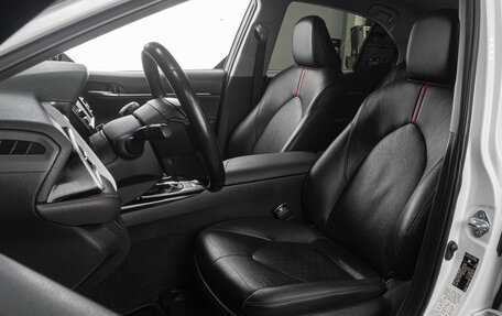 Toyota Camry, 2020 год, 3 239 000 рублей, 15 фотография