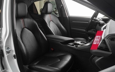 Toyota Camry, 2020 год, 3 239 000 рублей, 13 фотография