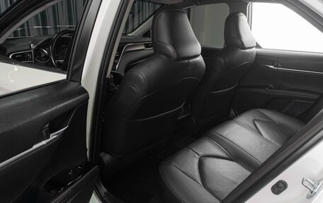 Toyota Camry, 2020 год, 3 239 000 рублей, 16 фотография
