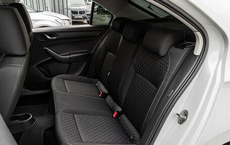 Skoda Rapid I, 2017 год, 1 290 000 рублей, 9 фотография