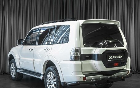 Mitsubishi Pajero IV, 2017 год, 2 899 000 рублей, 2 фотография