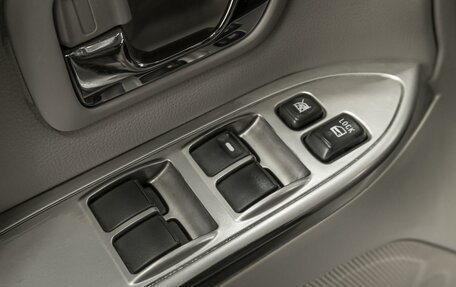 Mitsubishi Pajero IV, 2017 год, 2 899 000 рублей, 19 фотография