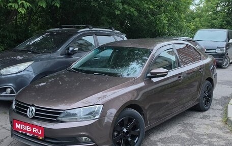 Volkswagen Jetta VI, 2015 год, 950 000 рублей, 1 фотография