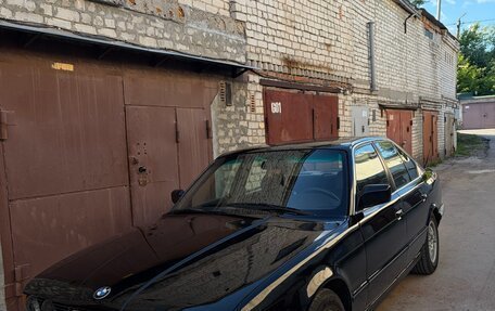 BMW 5 серия, 1988 год, 470 000 рублей, 3 фотография