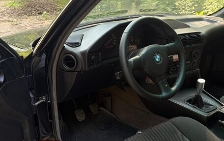 BMW 5 серия, 1988 год, 470 000 рублей, 27 фотография