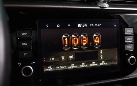 KIA Rio IV, 2021 год, 1 699 000 рублей, 16 фотография