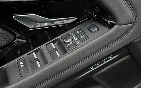 Land Rover Range Rover Evoque II, 2020 год, 2 290 222 рублей, 13 фотография