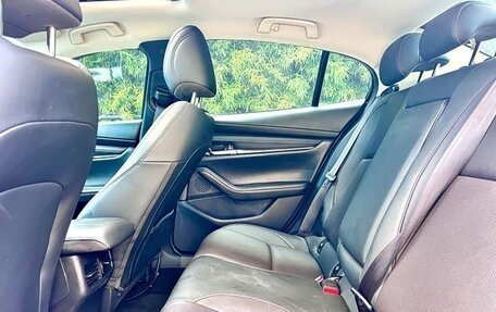 Mazda 3, 2023 год, 1 500 000 рублей, 12 фотография