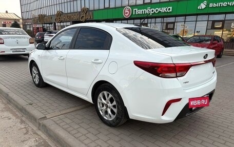 KIA Rio IV, 2019 год, 1 490 000 рублей, 3 фотография