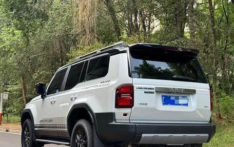 Toyota Land Cruiser Prado, 2025 год, 9 100 000 рублей, 3 фотография