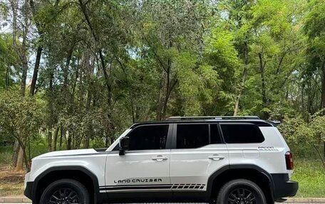 Toyota Land Cruiser Prado, 2025 год, 9 100 000 рублей, 4 фотография