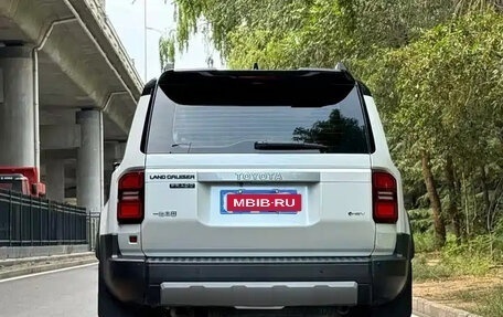 Toyota Land Cruiser Prado, 2025 год, 9 100 000 рублей, 5 фотография