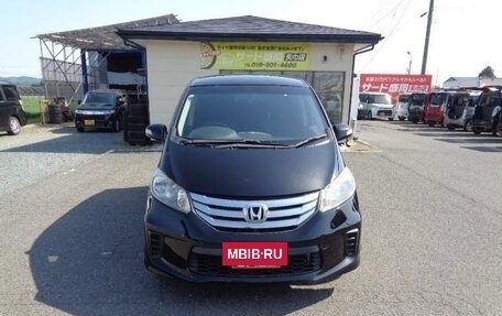 Honda Freed I, 2013 год, 640 000 рублей, 3 фотография