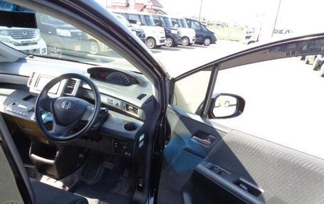 Honda Freed I, 2013 год, 640 000 рублей, 13 фотография